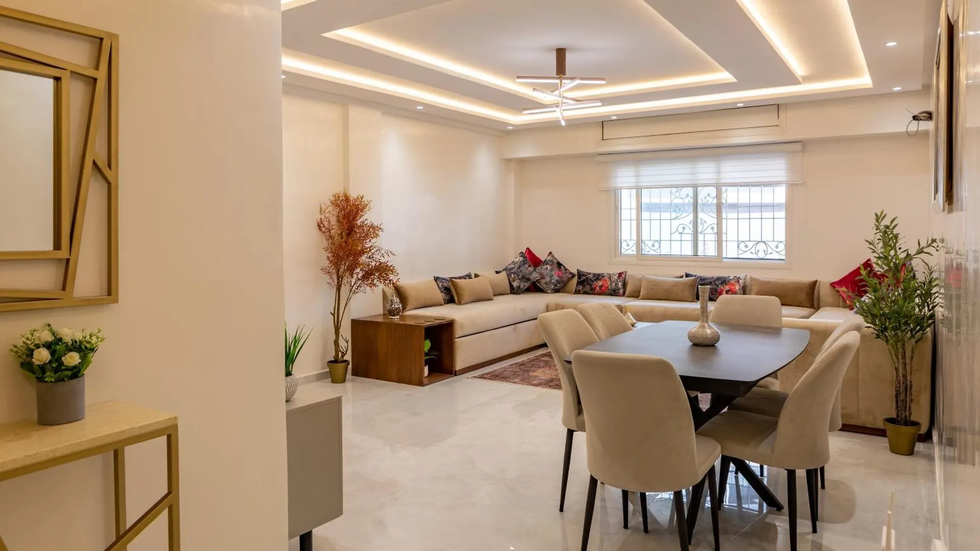 Joli Appartement 2 Chambres 카사블랑카